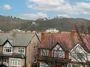 Photo 2- click for photo gallery